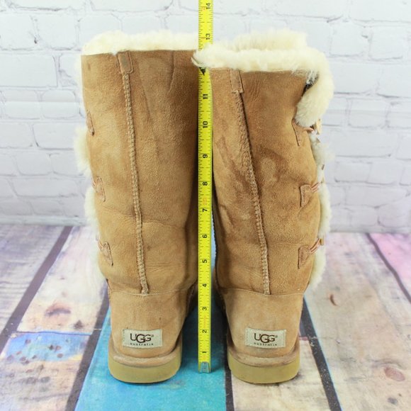 UGG Bailey Triplet Button Sheepskin Boots Size 7 - Picture 8 of 10